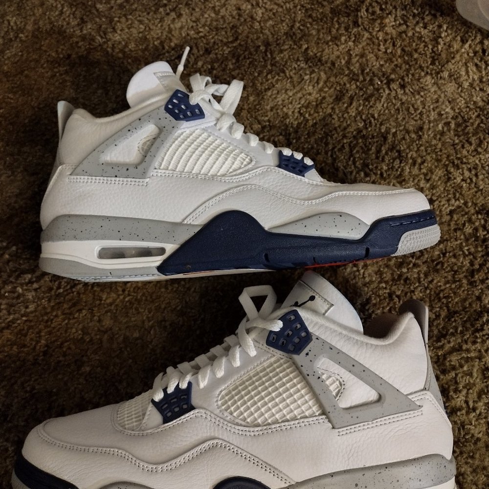 Jordan 4